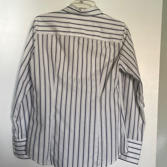 J.Crew Kathryn Slim Fit Button Down Shirt EUC - Picture 2 of 5